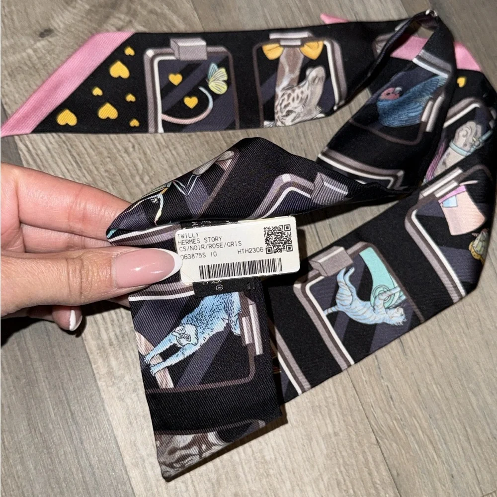 HERMES Twilly “Hermes Story” - Picture 5 of 5